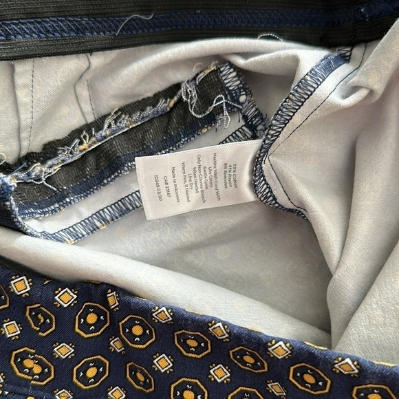 Talbots Boho Artsy Navy Geometric Essex Ankle Pull On Stretch Skinny Fit Pants - Picture 8 of 8